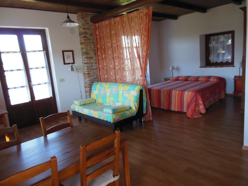 Agriturismo Affittacamere Barbarossa Dogliani Extérieur photo