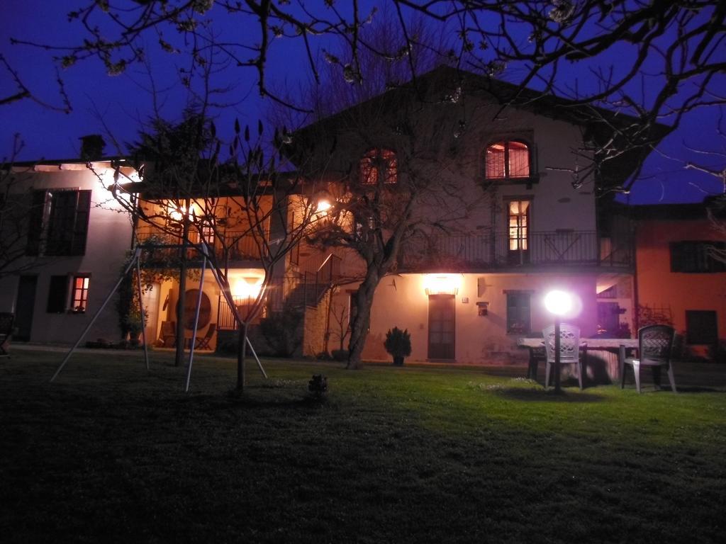 Agriturismo Affittacamere Barbarossa Dogliani Extérieur photo