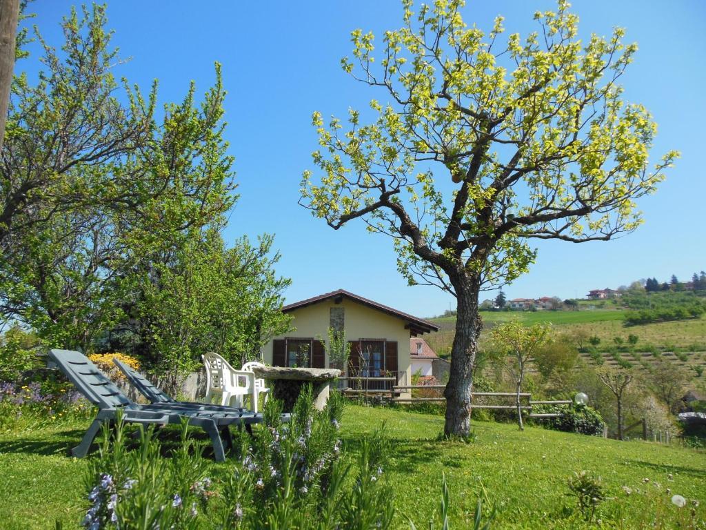 Agriturismo Affittacamere Barbarossa Dogliani Extérieur photo