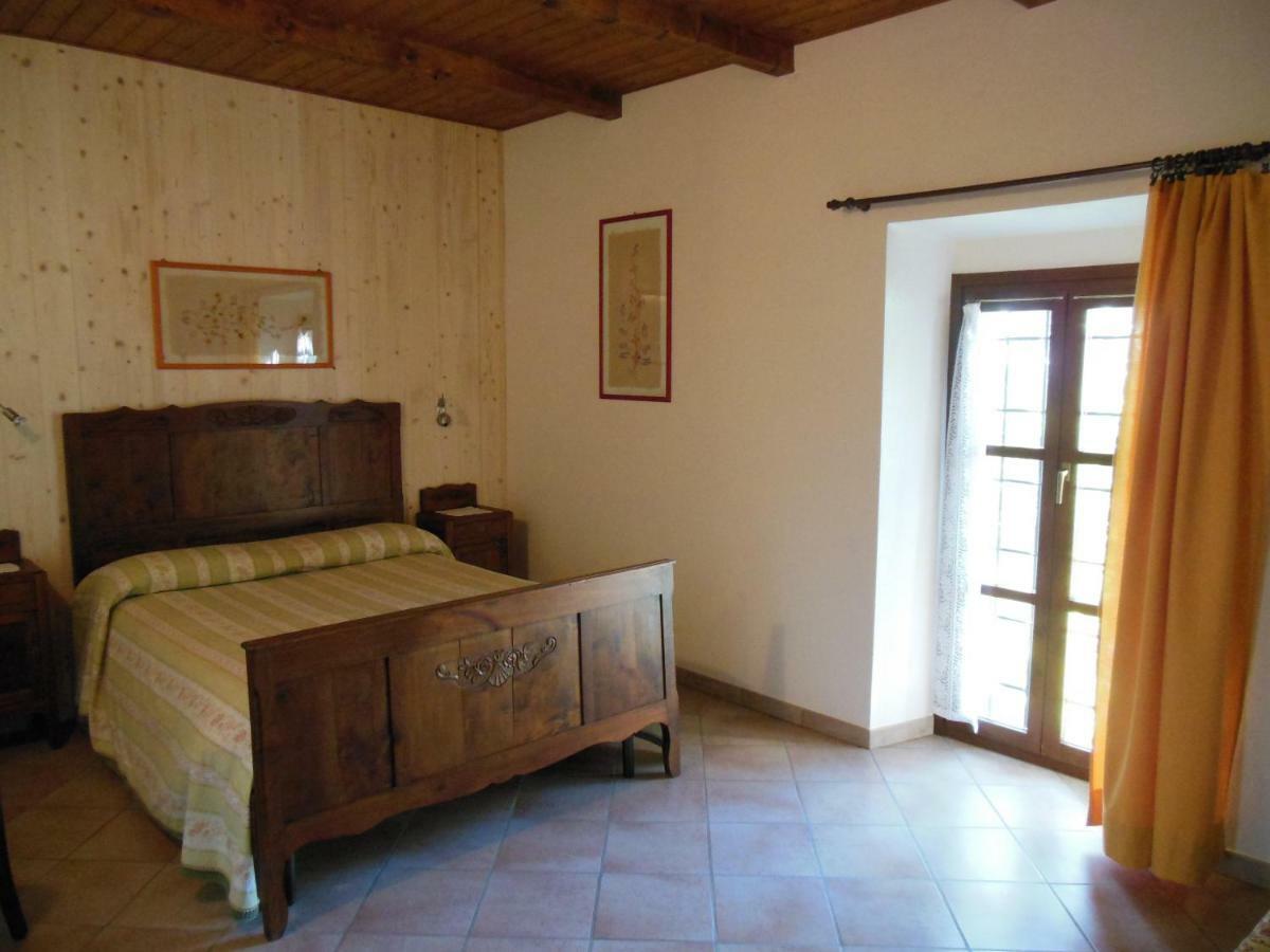 Agriturismo Affittacamere Barbarossa Dogliani Chambre photo