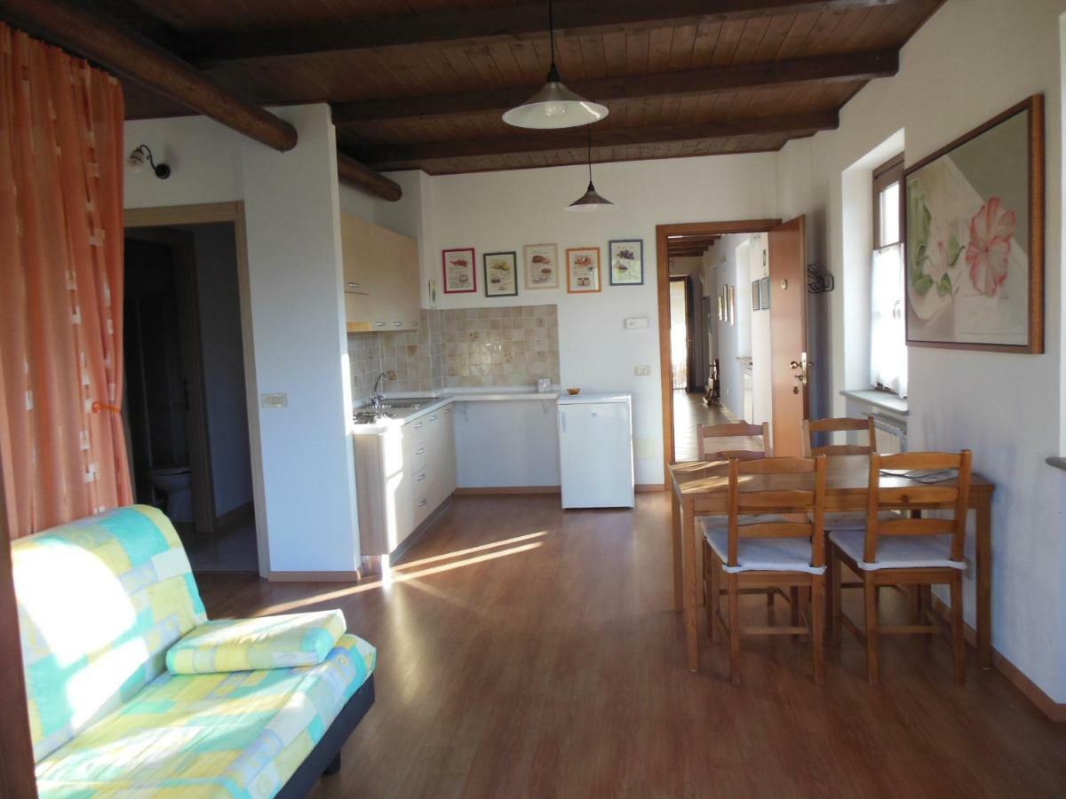 Agriturismo Affittacamere Barbarossa Dogliani Extérieur photo